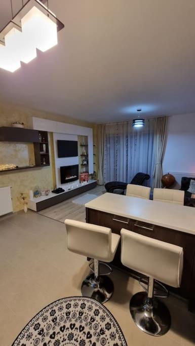 Apartament 3 Camere Avantgarden Şelimbăr Eksteriør bilde